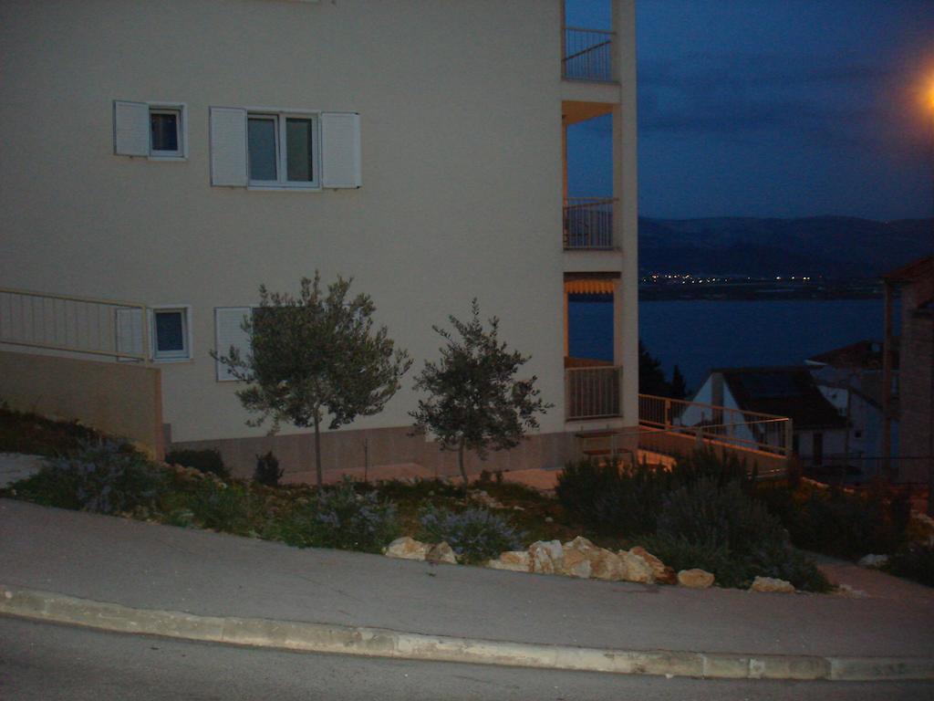 Apartment Z&E Trogir Exterior photo